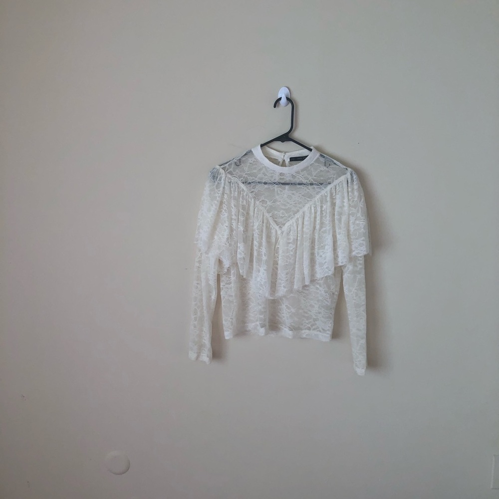 Zara XS. Never worn. Lace top